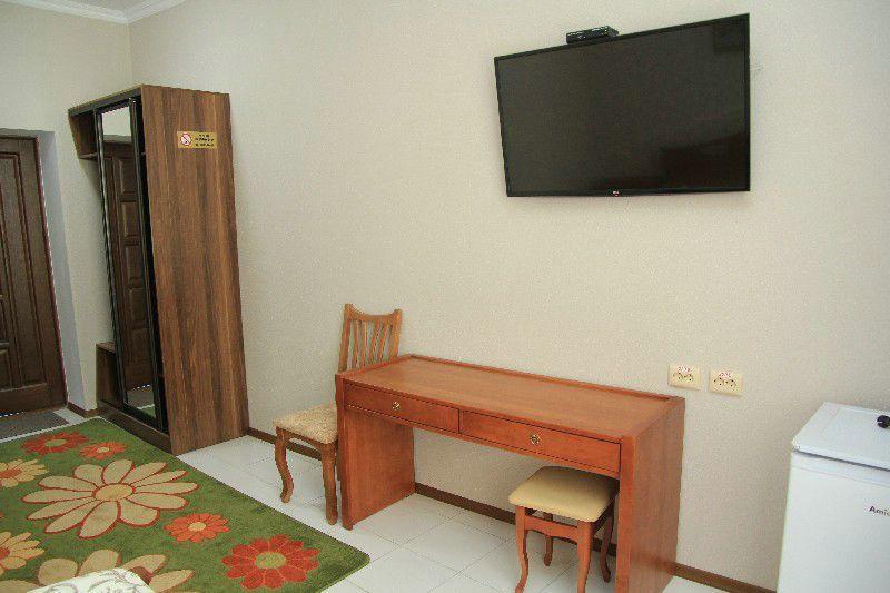 Comfort Hotel Kovel Buitenkant foto