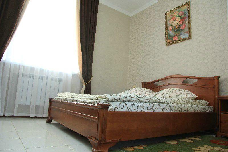 Comfort Hotel Kovel Buitenkant foto